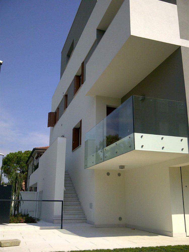 Palazzo Brando - Living Apartments เตรวิโซ ภายนอก รูปภาพ