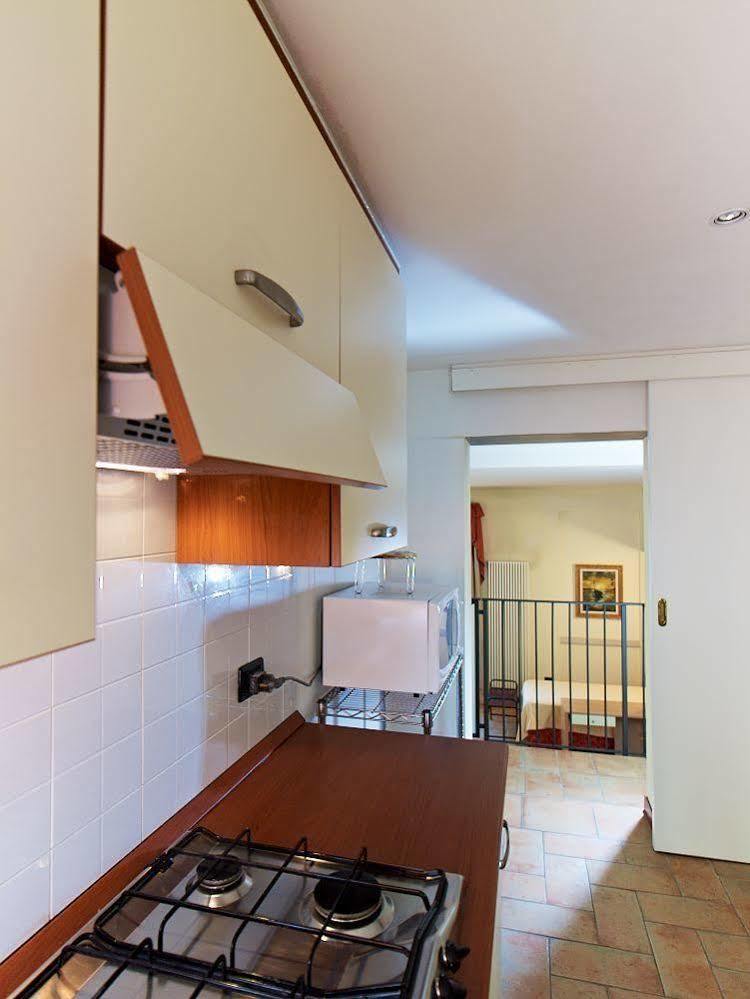Palazzo Brando - Living Apartments เตรวิโซ ภายนอก รูปภาพ